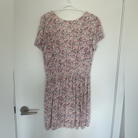 Spring/Summer Dress! 🌸🌷 - Picture 2 of 2